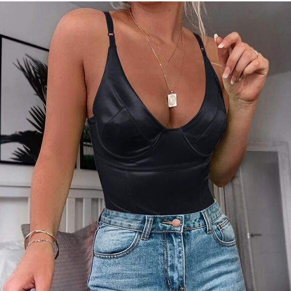 black Camisole Pure Color Jumpsuit Spring and Summer Fashion Overall Rompers - Picture 1 of 16